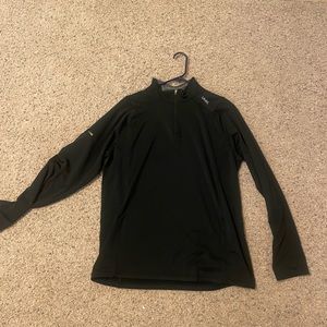 Large black UNRL 3/4 zip ,used good condition